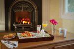 Fireplaces in many rooms, breakfast included in rates